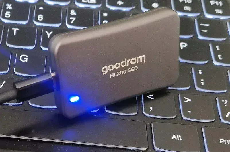 GoodRam HL200 externí SSD disk 1TB USB-C 3.2 PRO ULOŽENÍ DAT pro TV